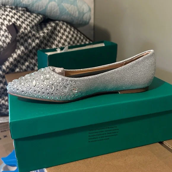 Lauren Lorraine Glittering Silver Flats - Picture 2 of 2